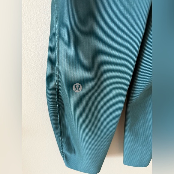 Lululemon Base Pace High Rise Tight 25" * Two-Tone Ribbed - Picture 5 of 7